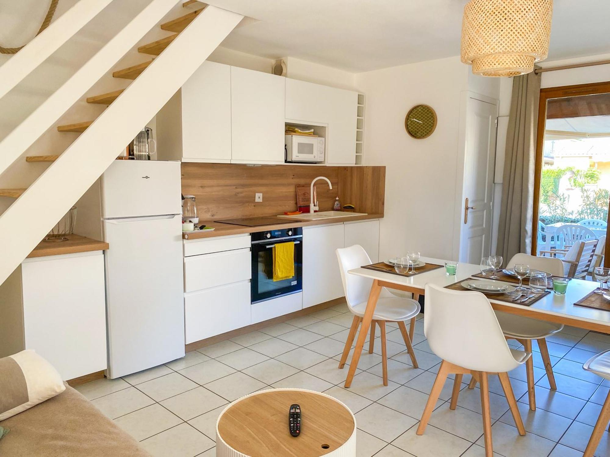 Maison "Douceurs D'Ete " Maison De Vacances Bord De Mer A Vias Plage - 600M De La Plage Et Du Canal Du Midi - Piscine Residentielle, Wifi Fibre, Activites Et Loisirs Ngoại thất bức ảnh