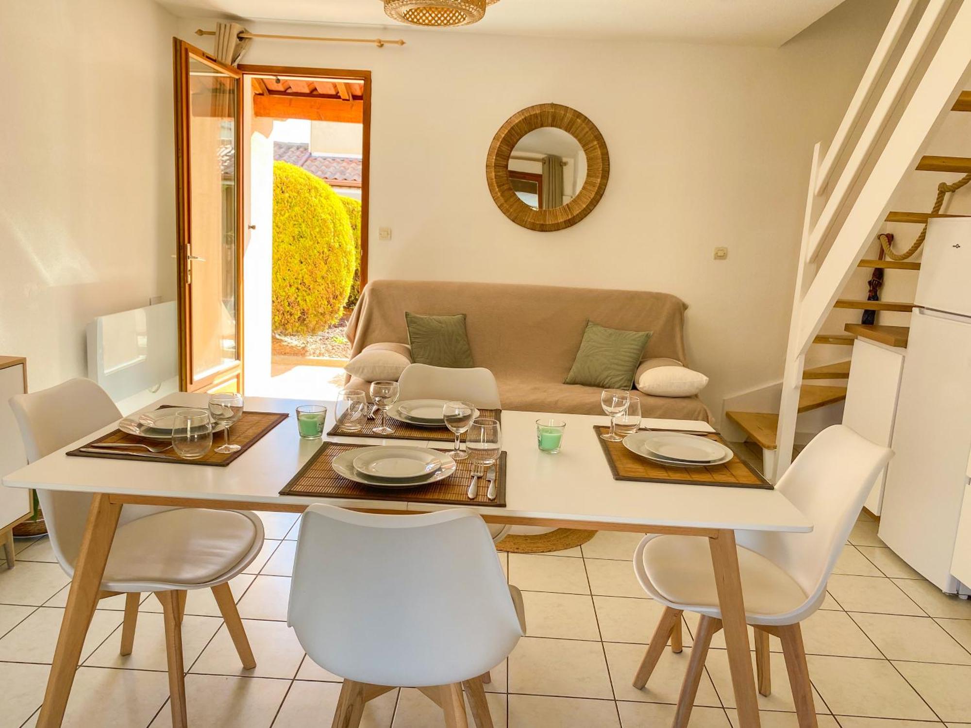Maison "Douceurs D'Ete " Maison De Vacances Bord De Mer A Vias Plage - 600M De La Plage Et Du Canal Du Midi - Piscine Residentielle, Wifi Fibre, Activites Et Loisirs Ngoại thất bức ảnh
