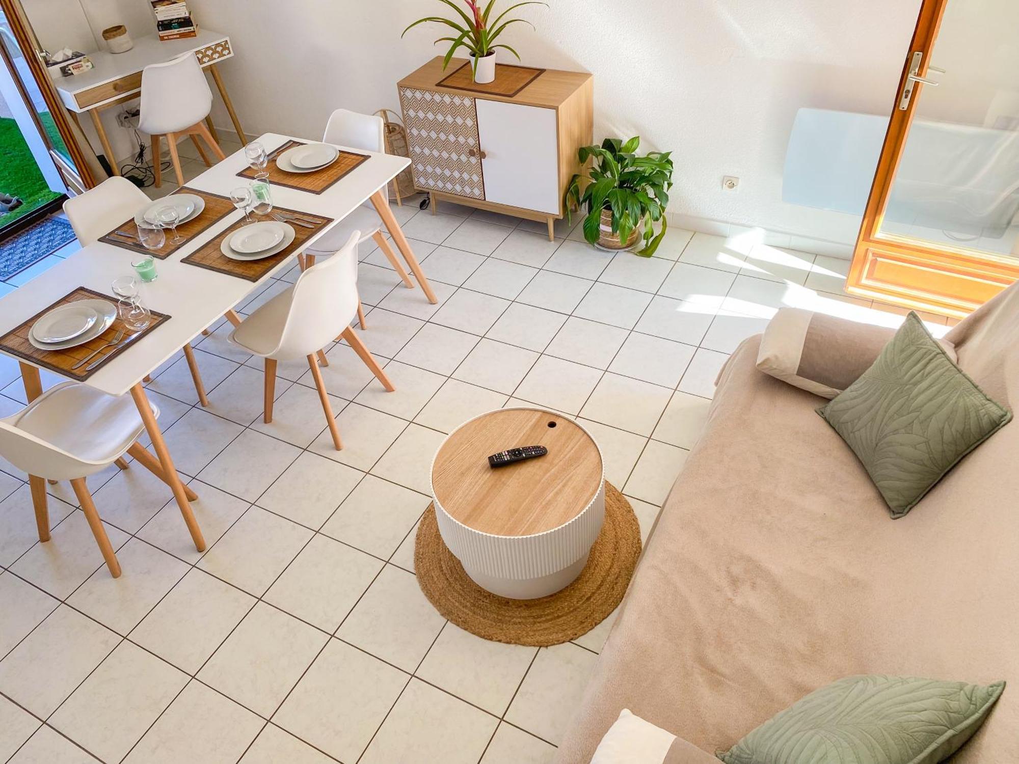 Maison "Douceurs D'Ete " Maison De Vacances Bord De Mer A Vias Plage - 600M De La Plage Et Du Canal Du Midi - Piscine Residentielle, Wifi Fibre, Activites Et Loisirs Ngoại thất bức ảnh